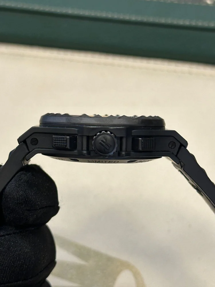 Hublot Big Bang Aero Bang Depeche Mode 44 mm box and papers 2013